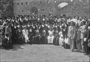 Ordination of Osseyi : group portrait