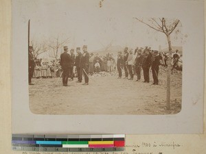 French officers receiving decorations, Ainsefra ?, Madagascar, 1900-01-03