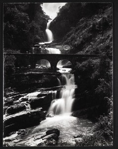 "Elfindale Falls, Watawala