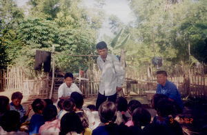 Sokha is teaching in a leisure Bible School in the village Sway Chaa. The two young people next