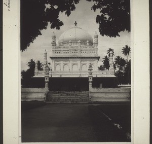 Seringapatam. (Tomb of King Tippu)