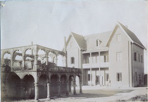 House and tombstone of Rainimboay in Ankadifotsy, Madagascar