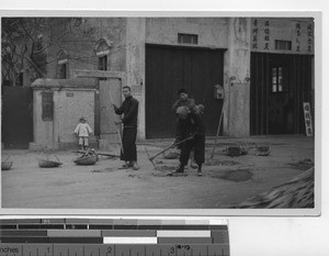 Road work in China, 1935