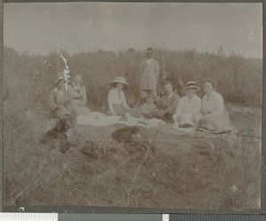 Staff picnic, Tumutumu, Kenya, ca.1920