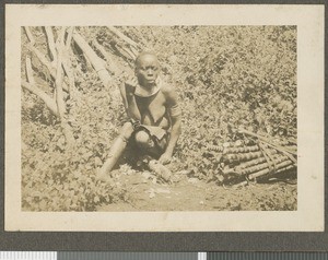 Chuka girl, Eastern province, Kenya, ca.1920