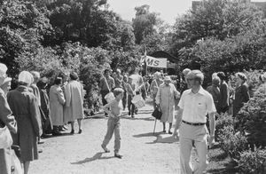 DMS's birthday June 1981. The parade arrives. the picture shows, inter alia, Jorgen Norgaard Pe