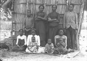 Group of African people, Mozambique, ca. 1896-1911