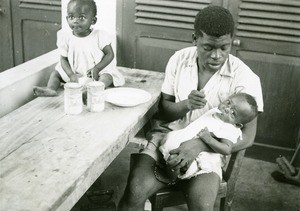 Meal in the hospital of Ebeigne, in Gabon