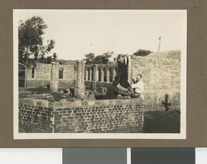 Construction of the church, Chogoria, Kenya, April 1929