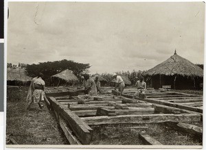 Construction of timber framing, Ayra, Ethiopia, ca.1929-1931