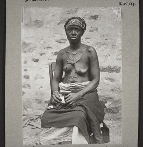 African woman with scars