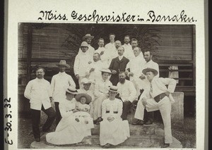 Miss. Geschwister in Bonaku