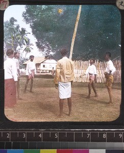 Boys playing Chinlon, Myanmar, s.d