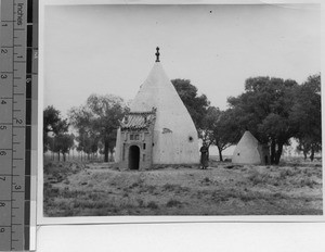 Beehive-shaped kumbei or tomb, Ningxia Huizu Zizhiqu, China, 1936