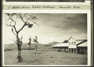 Mittelbau u. linker Flügel College Bali