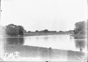 African people fishing with baskets, Makulane, Mozambique, ca. 1896-1911