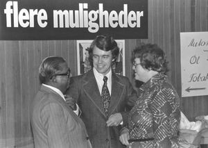 Landsstævne 1981 i Aalborg. Fra venstre præsident i Acotkirken Dorairaj Peter i samtale med Leif Munksgaard og Inge Tranholm-Mikkelsen