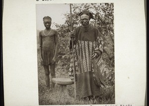 Chief and servant from Bamensingni (Bagam?)