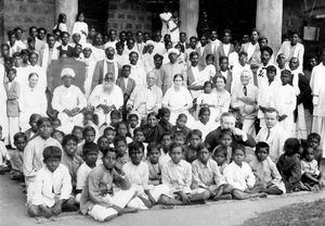 Group photo on occasion of the DMS Delegation's visit to India in Nov. 1923-Jan. 1924. The Dele