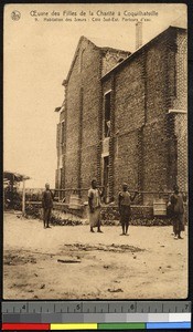 Porters bring water to the mission, Mbandaka, Congo, ca.1920-1940