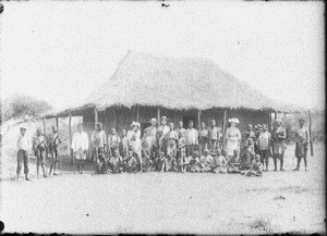 The school in Makulane, Mozambique, ca. 1901-1907