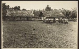 Anfang der Elem. School in Batibo 1936/37