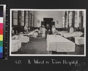 Staff and patients Teian Hospital, Anlu, China, ca. 1937