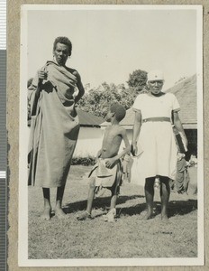 Nurse with two patients, Chogoria, Kenya, 1948