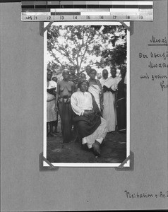 Chief Mwakaluka with two of his wives, Mwaya, Tanzania, ca.1929-1930