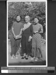 Emily S. Hartwell and two female Chinese teachers, Fuzhou, Fujian, China, ca. 1930