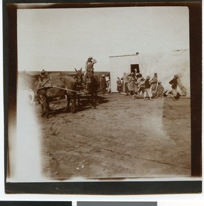 Place of food distribution in the camp near Mafikeng, South Africa, ca.1901/1903