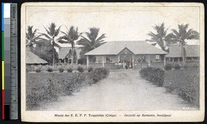 Missionaries in front of a building, Congo, ca.1900-1930