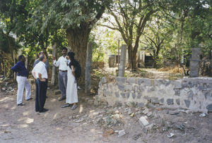 Grund beses til Dialogcentret Quo Vadis, Tiruvannamalai, Sydindien, marts 2002