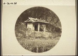 A little temple near Hoschuwan