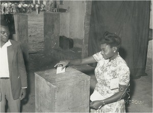 Vote of a woman, in Cameroon