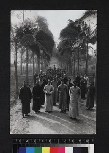 Group portrait of students of Union Theological School, Guangzhou, China, ca. 1937