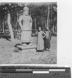 Statue and priests at Chihli, China, 1911