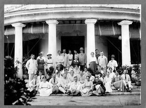 Missionary conference in Cuddalore January 1922. Back row from left: H.P. Jørgensen, Alma Jørge