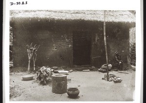 Typical court-yard of a house in the Krobo farming region ('Krobo plantations')