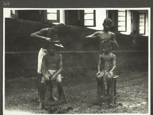 Udipi. Life in the boarding school: cutting hair