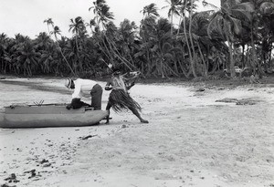 Historical reconstitution of the arrival of Fao, an evangelist, on Lifou in 1842 : disembarkation on the beach of Mou