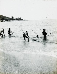 Fishing from the Shore, Malawi, ca. 1914-1918