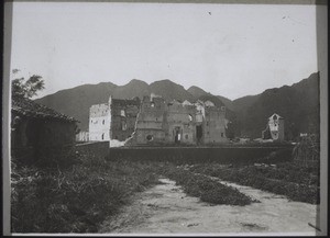 A house in Pitheu (Lenphin) which was used as a fortified place by bandits, captured by soldiers in 1912, bombarded and severely damaged by Krupp guns