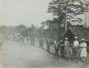 Missionaries and porters, Congo, ca. 1920-1930