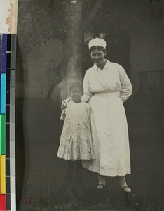 Sofie Josefine Roennevik together with Marguèrite, a little Malagasy girl, Antsirabe, Madagascar, ca.1929