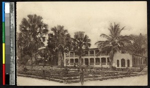 Exterior of mission house, Kisantu, Congo, ca.1920-1940