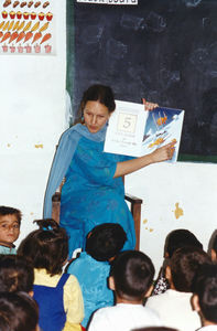 Pakistan 1995. Fra Pennell Gymnasieskole i Bannu. Der læses historie i de mindste klasser