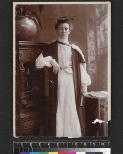 Woman medical missionary to China, 1903