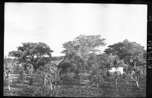 View of the clinic, Manjacaze, Mozambique, ca. 1933-1939