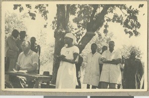 Service with medical staff, Eastern province, Kenya, ca.1949